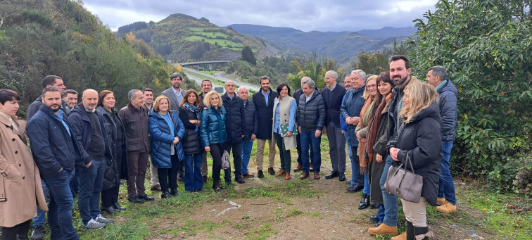 El PP de Lugo y León reclaman al Gobierno un plan de conservación y mantenimiento para la A-6