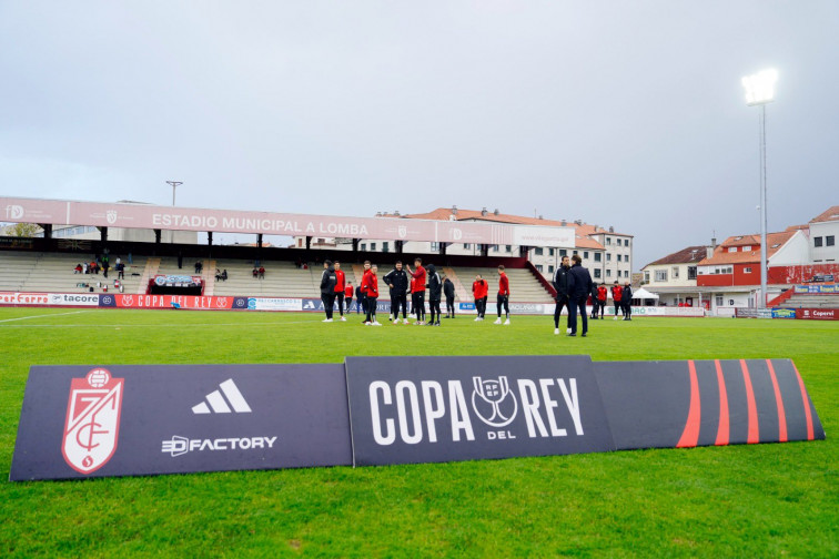 ¡El Arosa pasa de ronda en la Copa del Rey! La alineación indebida del Granada mantiene con vida a los gallegos