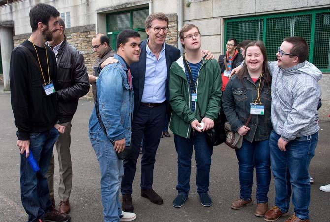 100 jóvenes con síndrome de Down piden en Santiago 