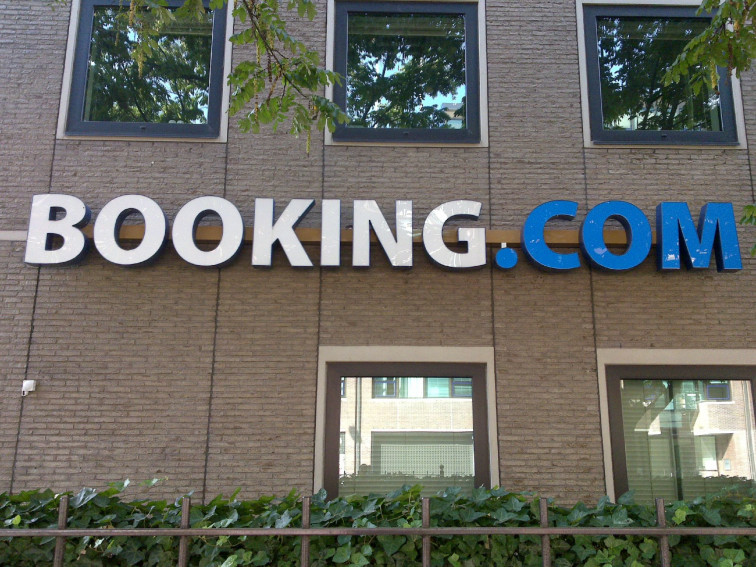 Ojo con las reservas de Booking.com porque hay un ciberataque, advierten hoteleros de Pontevedra