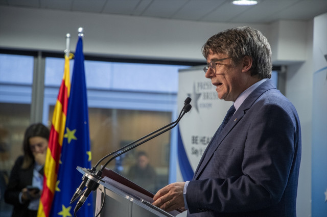 Santos Cerdán, Carles Puigdemont, Francisco Galindo, la Silla Rota y el chocolate