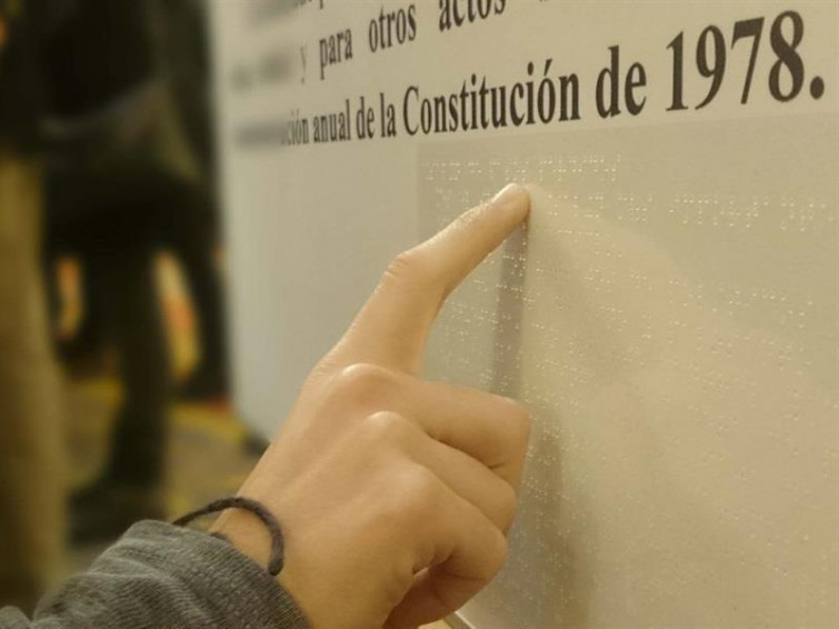 La Constitución cumple 45 años y no es vieja, es sabia