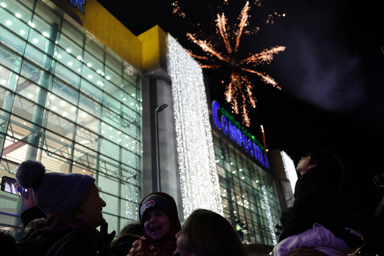 El Corte Inglés de Santiago de Compostela da la bienvenida a la Navidad con la visita de Papá Noel