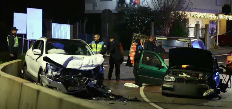 Fallecen dos menores tras una colisión entre dos vehículos en Marín