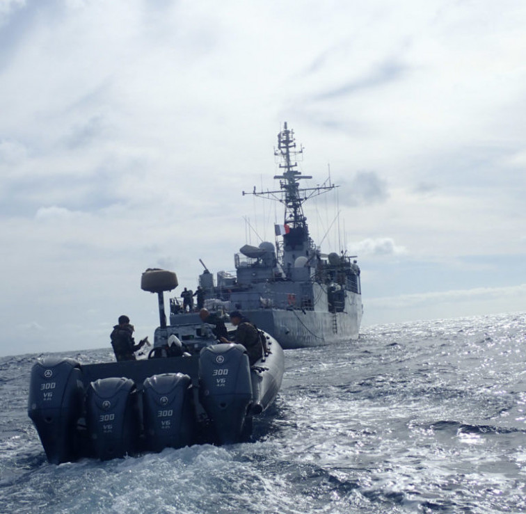 Barco de guerra de Francia aborda a narcolancha gallega con toneladas de cocaína en Cabo Verde