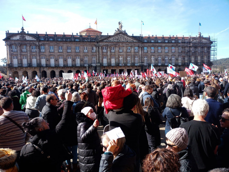 Manifestación contra los presupuestos de la Xunta que 