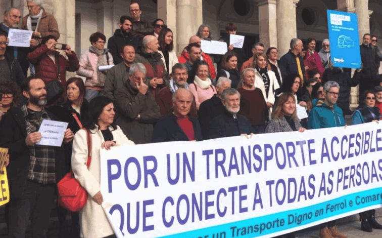 Multas a Monbús por dejar tirados a pasajeros en Navidad en líneas de Ferrol, Santiago y Lugo