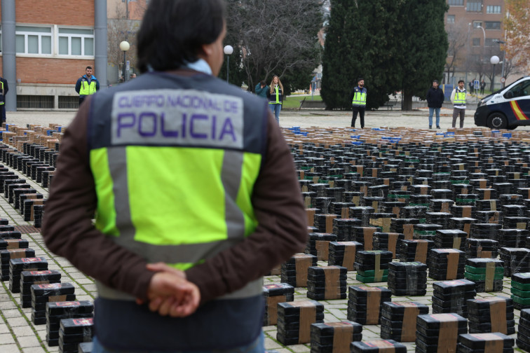 El precio de la cocaína baja debido a la sobreproducción