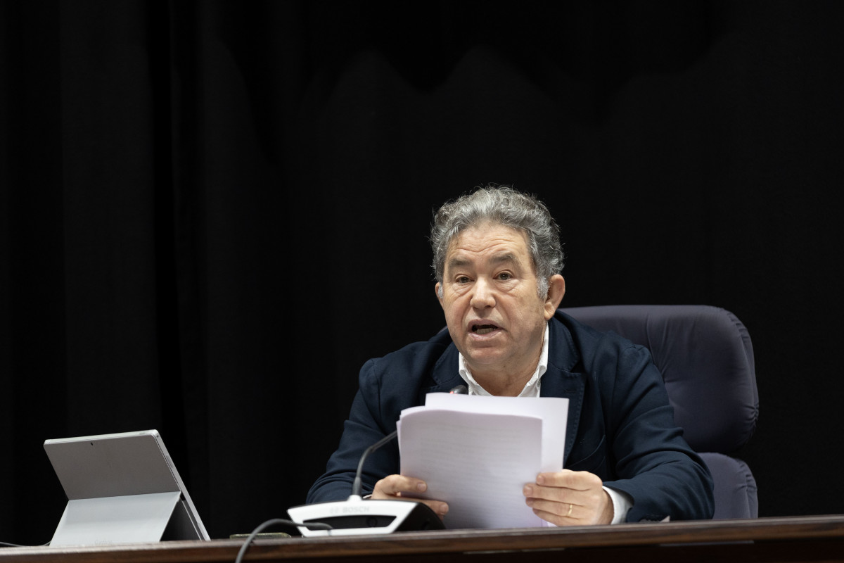 El alcalde de Pontevedra, Miguel Anxo Fernández Lores, durante una moción de confianza, en el Ayuntamiento de Pontevedra, a 8 de enero de 2024, en Pontevedra, Galicia (España). El alcalde de Pontev