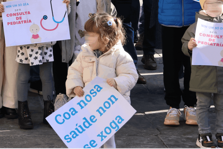 La manifestación a favor de la sanidad pública calienta motores y empieza a marcar la campaña