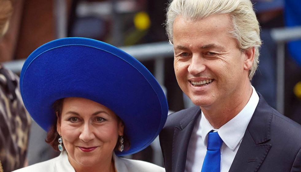 Geert Wilders con su esposa Krisztina Marfai en  2014 en una foto de Rijksoverheid  Phil Nijhuis publicada en wikipedia bajo Creative Commons CC0