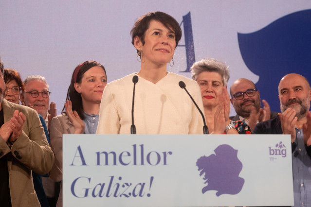 La candidata del Bloque Nacionalista Galego (BNG) a la presidencia de la Xunta, Ana Pontón, ofrece una rueda de prensa tras el seguimiento de la jornada electoral de los comicios autonómicos de Galicia, en el restaurante A Nave de Vidán, a 18 de febrero d