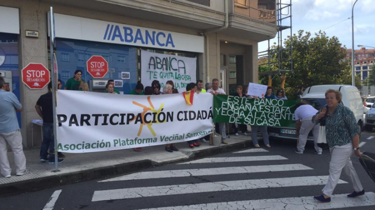 Los desahucios ennegrecen la imagen de Abanca