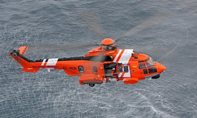 Evacuado un tripulante herido de un buque que navegaba frente a la costa gallega