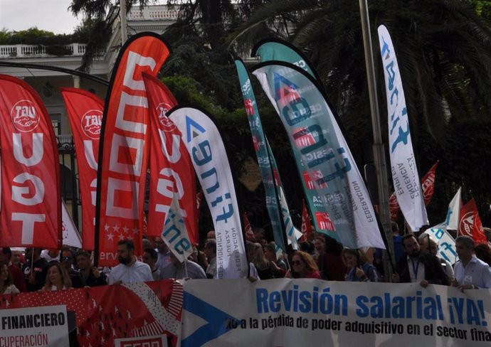 Huelga mañana en toda la banca española tras fracasar las negociaciones por una mejora salarial