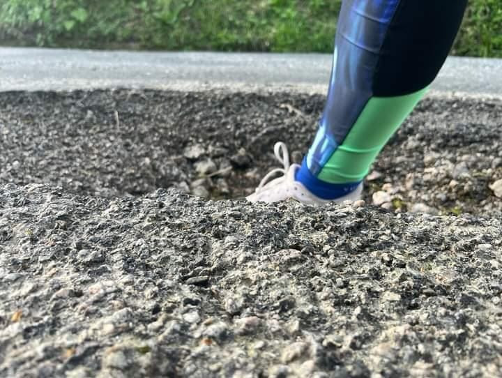 Medio año de denuncias y los baches de Valladares siguen igual: 