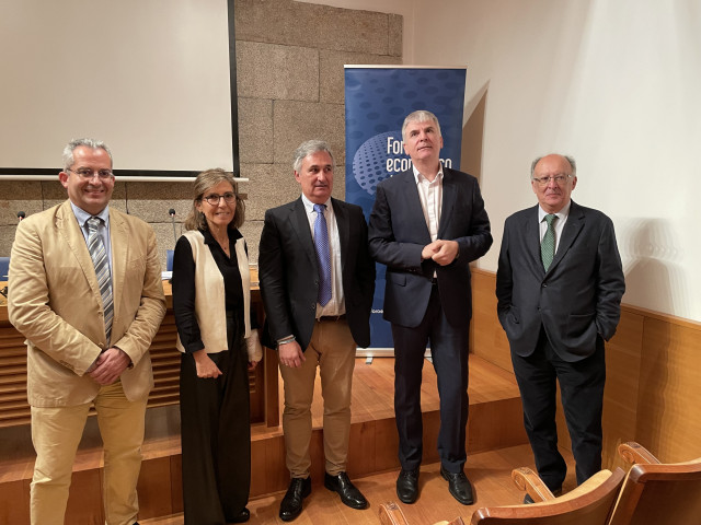 Presentación del 'Informe de Coxuntura Socioeconómica' del Foro Económico de Galicia