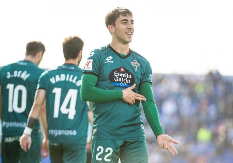 Iker Losada quiere volver a Galicia, pero el Betis estudia todas las vías con Douvikas en la recámara