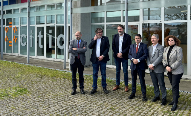 El secretario de Estado de Juventud e Infancia, Rubén Pérez Correa, visita el CITIC, acompañado, entre otros, por el rector de la UDC, Ricardo Cao; el director del centro, Manuel González; y el delegado del Gobierno en Galicia, Pedro Blanco.