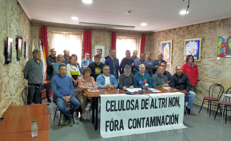 Manifestación contra Altri y Ence en junio en Pontevedra convocada por Ulloa Viva y Defensa da Ría
