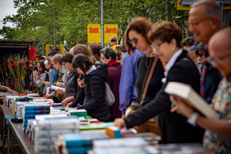 El Corte Inglés de A Coruña prepara actividades en Sant Jordi con motivo del 'Día Internacional del libro'