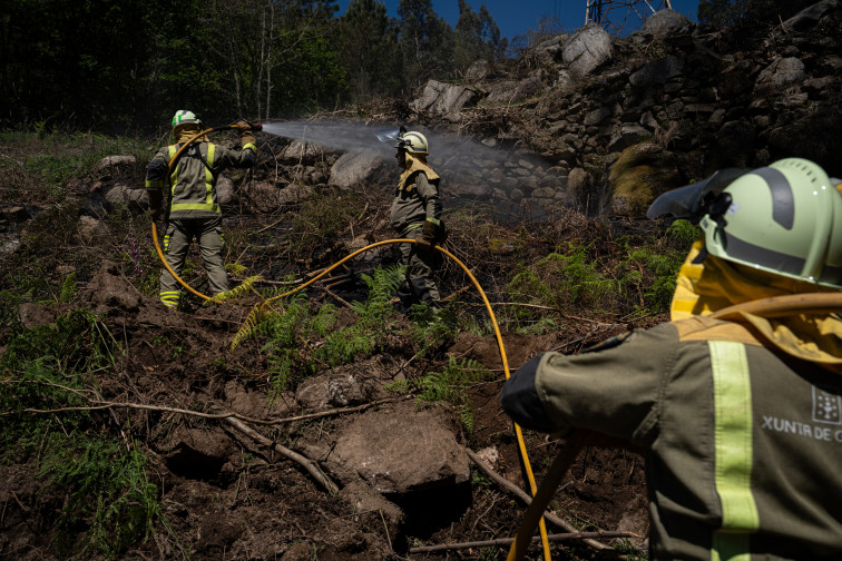 Dan por extinguido el incendio provocado de Crecente que calcinó 170 hectáreas