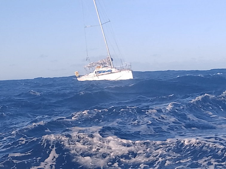 Aparece el cuerpo del regatista cuyo velero apareció con el timón roto en aguas de incidentes con orcas