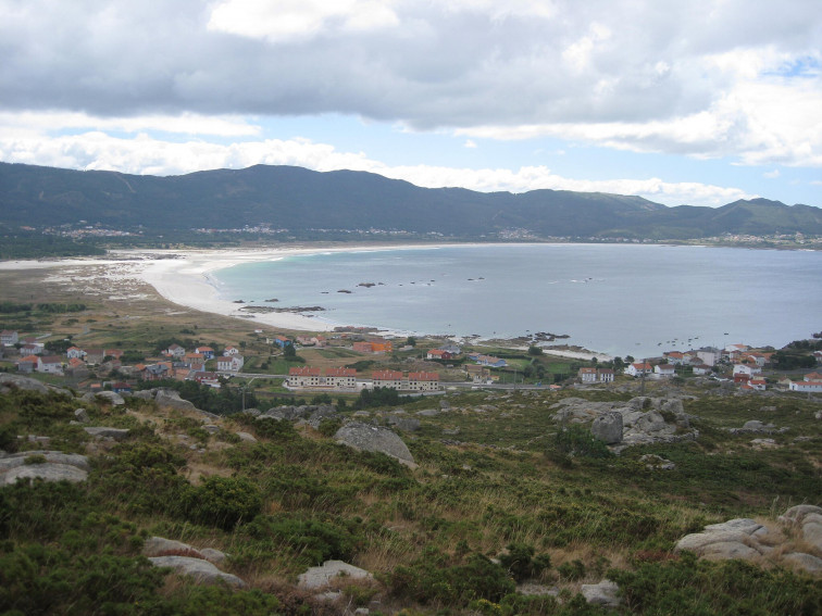 Aparece ahogado un vecino en la playa de Caldebarcos, en Carnota (A Coruña)