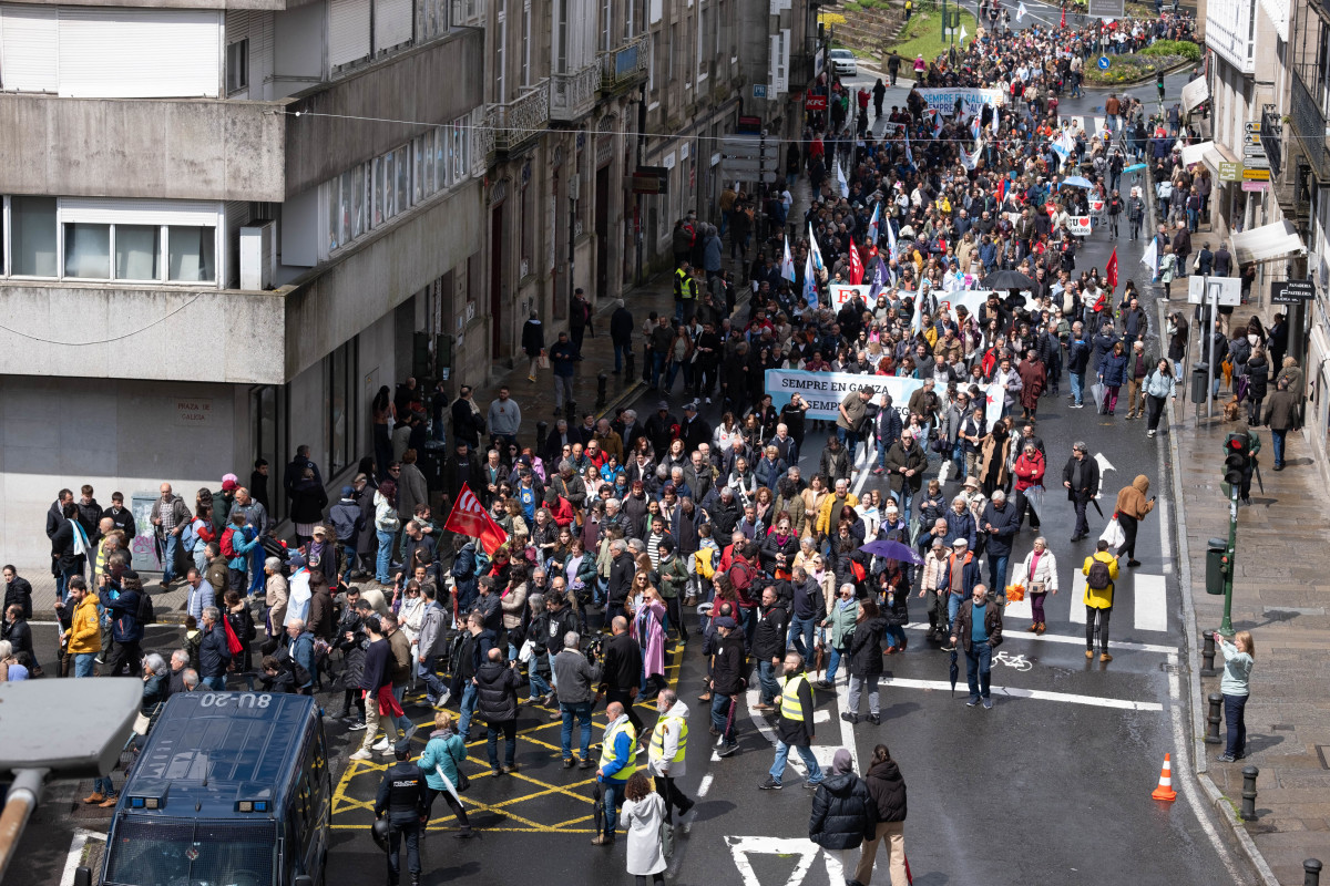 Manifestación en defensa de la lengua gallega, a 17 de mayo de 2024, en Santiago de Compostela, A Coruña, Galicia (España). La plataforma Queremos Galego ha convocado hoy una manifestación con mot