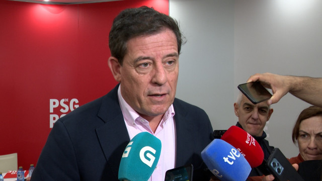 El secretario xeral del PSdeG, José Ramón Gómez Besteiro, en declaraciones a los medios