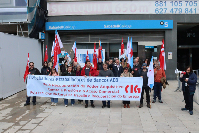 Protesta de delegados y delegadas de la CIG del sector de banca