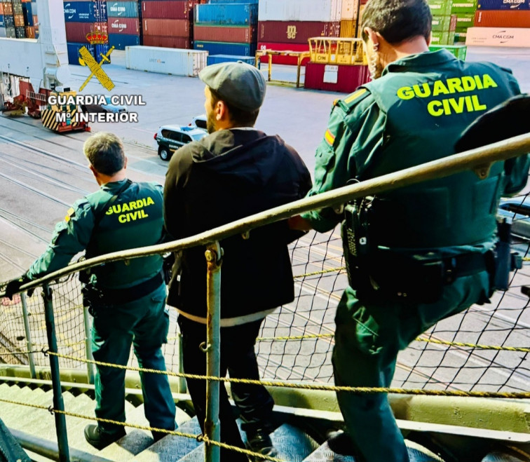 Arrestado en un barco de tripulación rusa en Vigo un georgiano buscado por Polonia