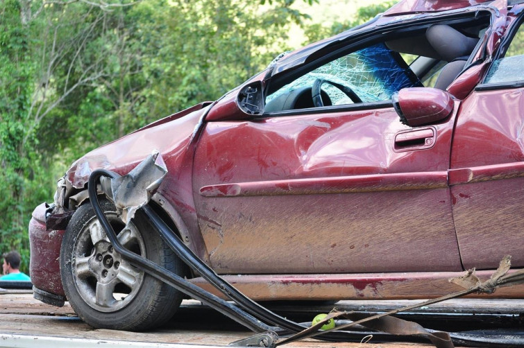 ​O 061 atendeu  máis de 100 persoas esta fin de semana por accidentes de tráfico