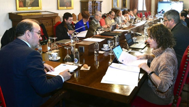 Archivo - El rector de la USC, Antonio López, este martes en el Consello de Goberno