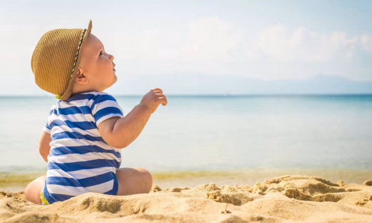 Golpes de calor a los niños: trucos de Quirónsalud para evitarlos y cómo actuar si se presentan