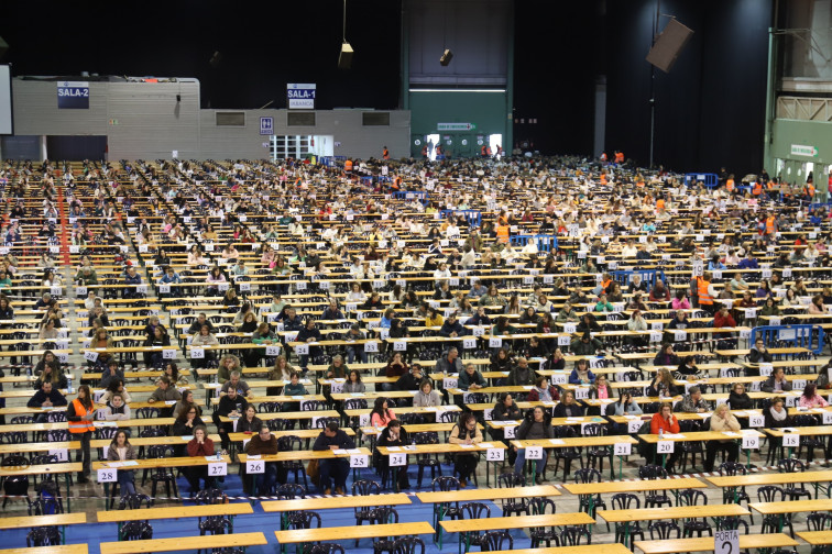 Oposiciones en Galicia: 21.230 personas pelean por una plaza de profesor y otras 606 de médico de familia