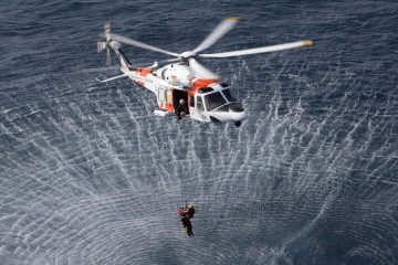 Archivo - Servicio aéreo con helicópteros de Salvamento Marítimo