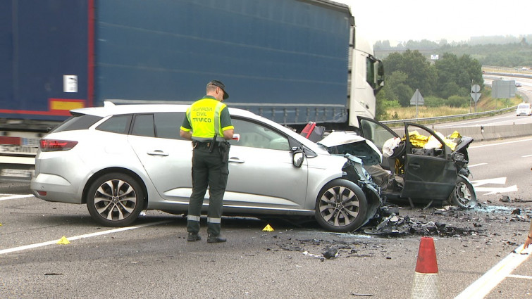 Muere una de las ocupantes del coche kamikaze que provocó un accidente con varios heridos en la Autovía do Salnés, en Meis