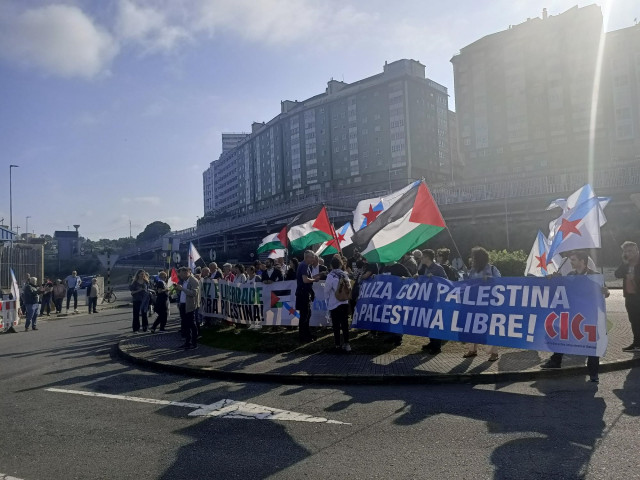 Concentración de apoyo a Palestina por la llegada del barco de la 'Flotilla de la Libertad'