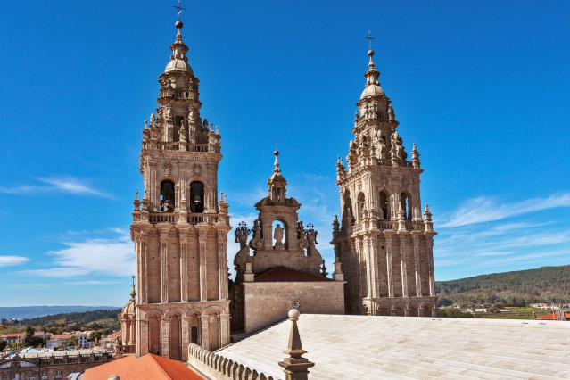 Archivo - Torres de la Catedral de Santiago de Compostela.