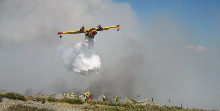 Estabilizado o incendio de Monterrei tras queimar 145 hectáreas