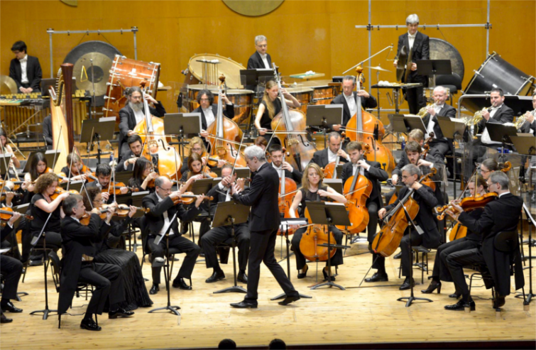 A Real Filharmonía de Galicia presenta este martes a nova temporada