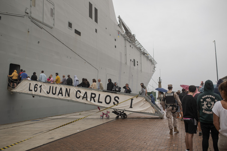 Más de 7.000 personas ya han visitado los portaaviones del Grupo Dédalo de la Armada en Vigo