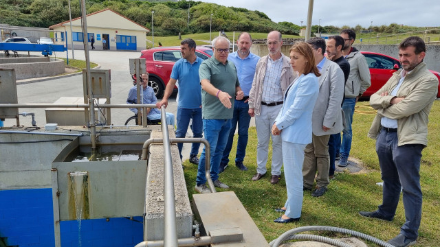 La conselleira de Medio Ambiente e Cambio Climático, Ángeles Vázquez, visita la EDAR de Baiona