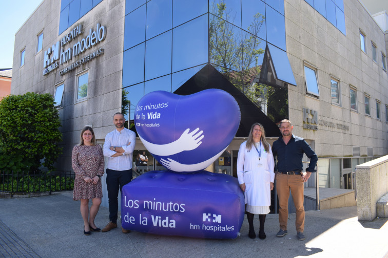 Alianza entre el Hockey Club Coruña Femenino y HM Hospitales en el plan 'Los minutos de la vida'