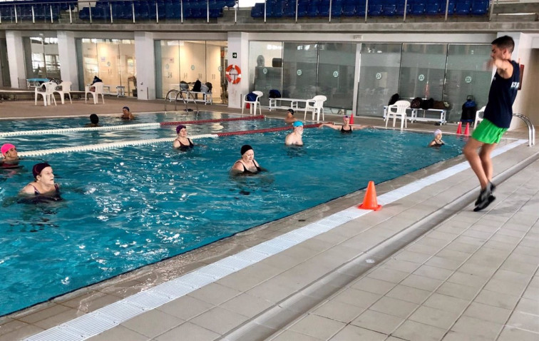 El aquagym y otras actividades acuáticas del verano, clave para tratar el reuma según Quirónsalud