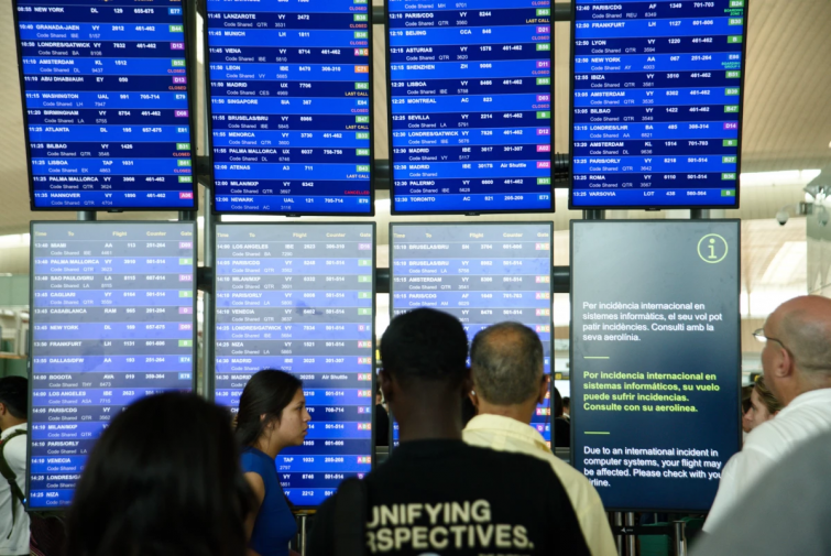 ¿Qué es un apagón informático y qué ha ocurrido exactamente en los aeropuertos?