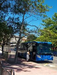 Más autobuses entre A Coruña, Oleiros y Sada en horarios de mayor ocupación