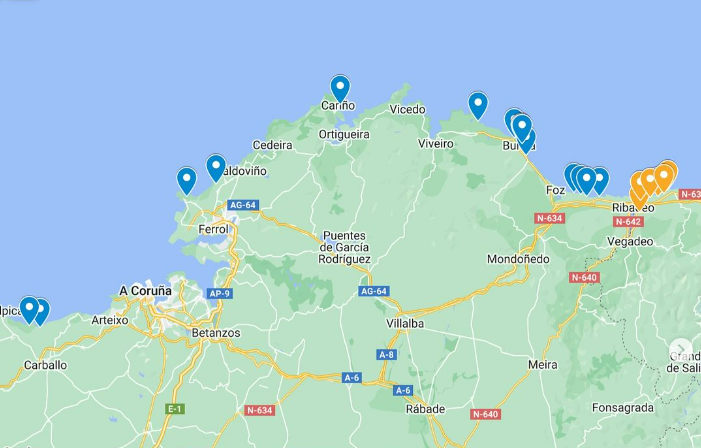 Aparecen manchas de chapapote en numerosas playas del norte de Galicia