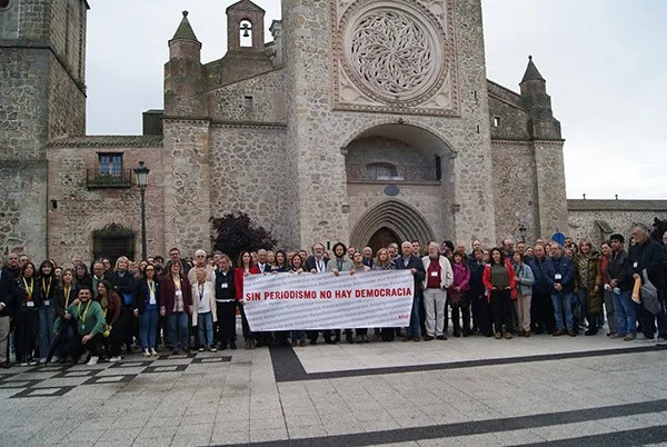 La Federación de Periodistas también cuestiona la ley de la Xunta que traba la independencia de la CRTVG